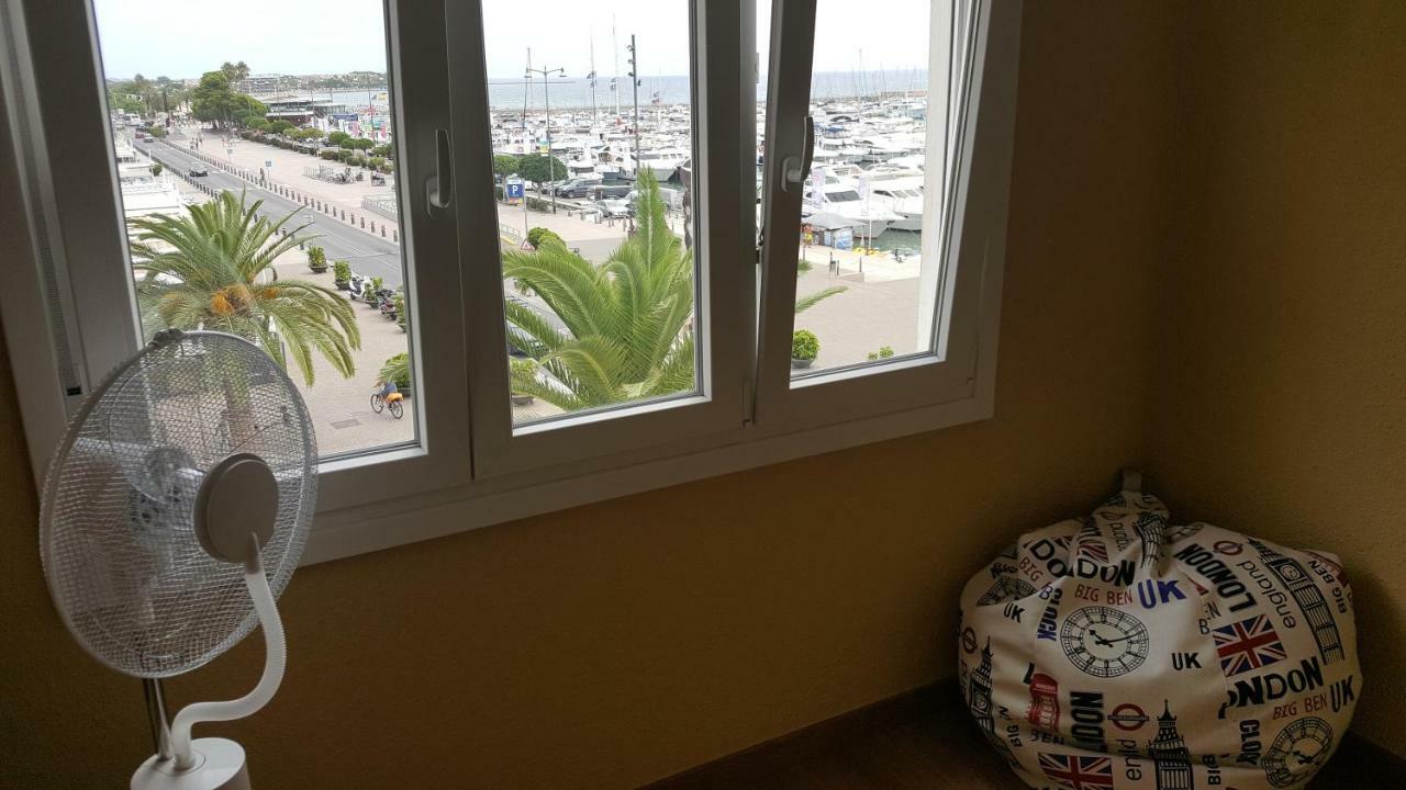 Apartament Marina Port 坎布里尔斯 外观 照片