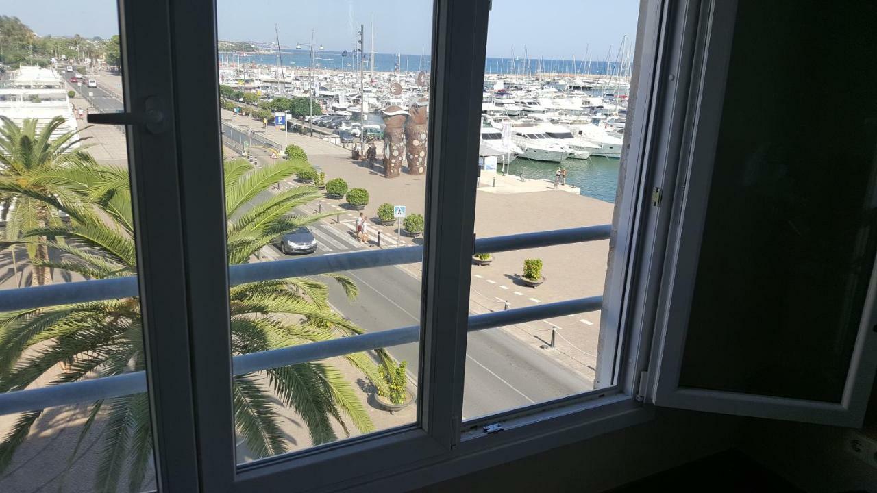 Apartament Marina Port 坎布里尔斯 外观 照片